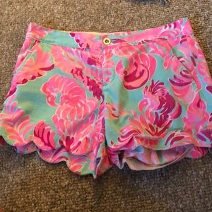 lilly pulitzer scalloped shorts
